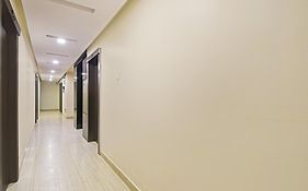 Super Townhouse Ranchi Near Railway Station